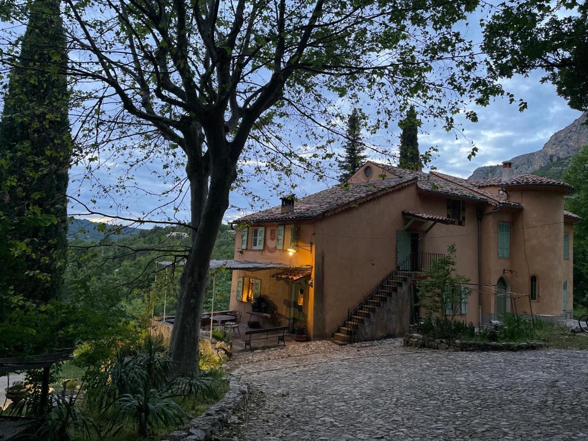 Hotel Domaine D'Angouire Moustiers-Sainte-Marie Exterior foto