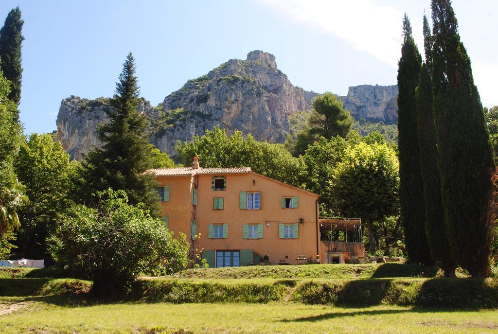 Hotel Domaine D'Angouire Moustiers-Sainte-Marie Exterior foto