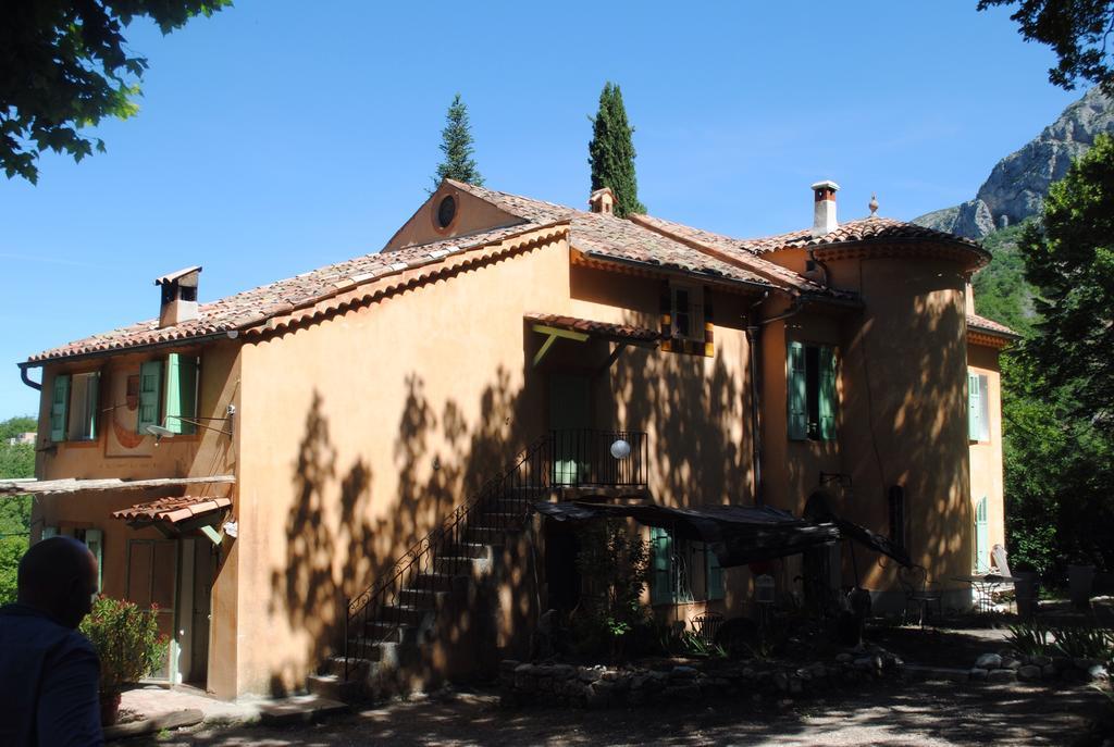 Hotel Domaine D'Angouire Moustiers-Sainte-Marie Exterior foto