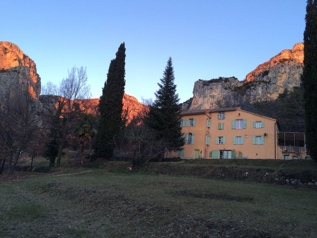 Hotel Domaine D'Angouire Moustiers-Sainte-Marie Exterior foto
